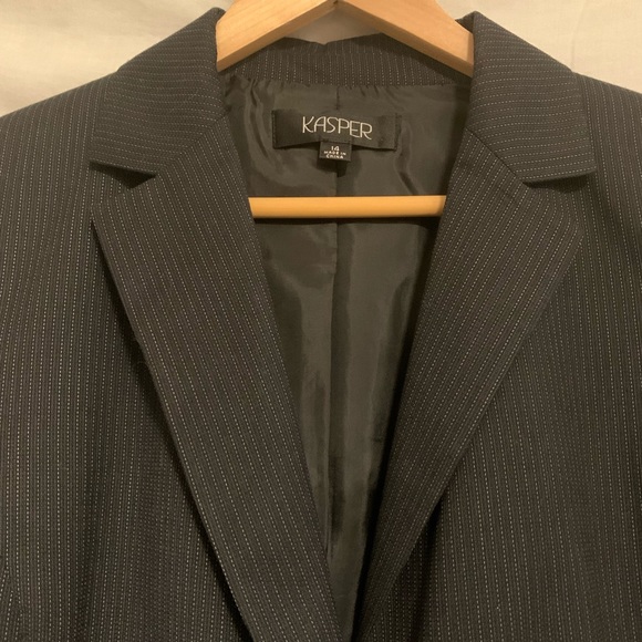 Kasper Navy Pinstripe Suit Jacket 14 - Picture 2 of 6